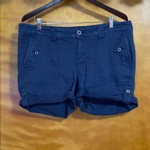 Torrid shorts size 16